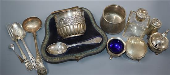 Mixed silver and plated wares including a cased silver porringer and spoon, silver trinket box, silver condiments etc.
